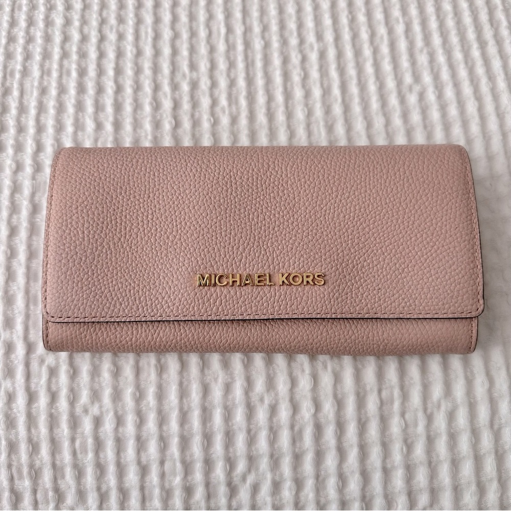 Light Pink Michael Kors Wallet
